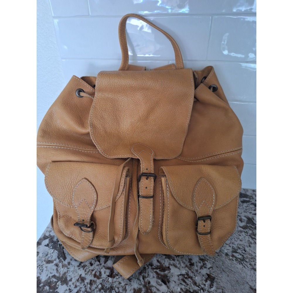 Elegant Women's Leather Backpack – Stylish, Durable Travel & School Fashion Bag